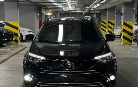 Toyota RAV4, 2017 год, 3 100 000 рублей, 1 фотография