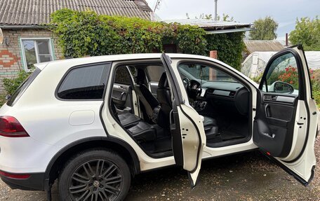 Volkswagen Touareg III, 2010 год, 3 250 000 рублей, 8 фотография