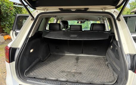 Volkswagen Touareg III, 2010 год, 3 250 000 рублей, 10 фотография