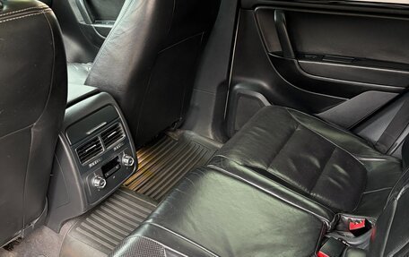 Volkswagen Touareg III, 2010 год, 3 250 000 рублей, 26 фотография