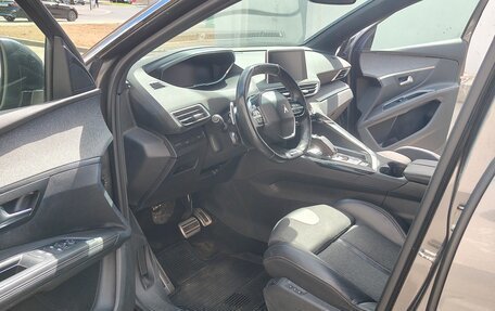 Peugeot 5008 II, 2018 год, 1 800 000 рублей, 10 фотография