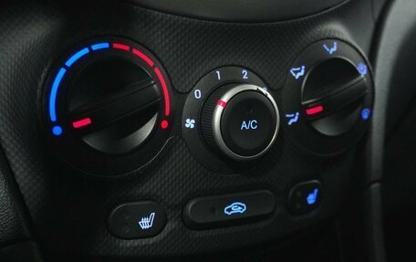 Hyundai Solaris II рестайлинг, 2012 год, 892 000 рублей, 13 фотография