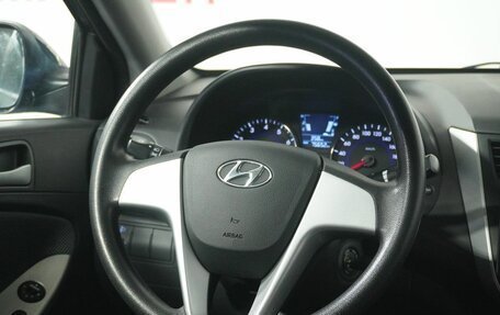 Hyundai Solaris II рестайлинг, 2012 год, 892 000 рублей, 16 фотография