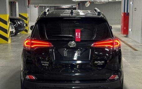 Toyota RAV4, 2017 год, 3 100 000 рублей, 4 фотография