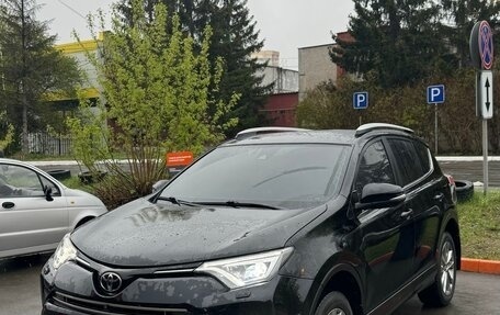 Toyota RAV4, 2017 год, 3 100 000 рублей, 28 фотография