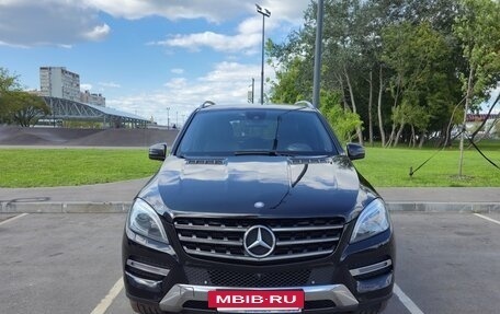 Mercedes-Benz M-Класс, 2014 год, 3 200 000 рублей, 2 фотография