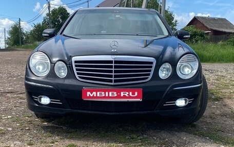 Mercedes-Benz E-Класс, 2007 год, 920 000 рублей, 3 фотография