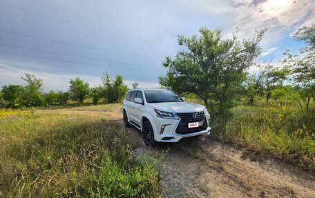 Lexus LX III, 2016 год, 12 000 000 рублей, 2 фотография
