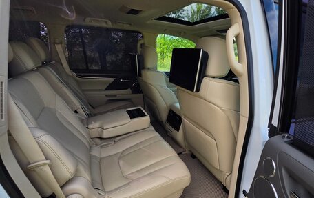 Lexus LX III, 2016 год, 12 000 000 рублей, 18 фотография