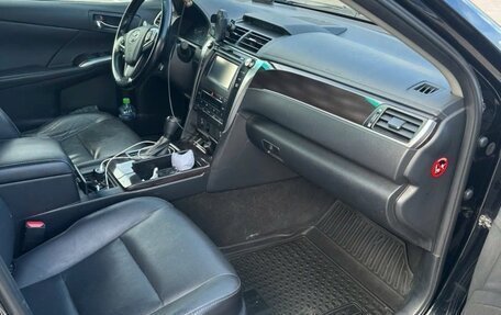 Toyota Camry, 2016 год, 1 600 000 рублей, 18 фотография