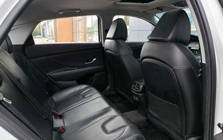 Hyundai Elantra, 2023 год, 1 870 000 рублей, 7 фотография