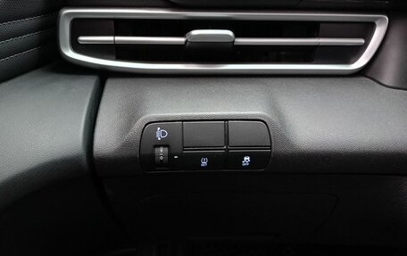 Hyundai Elantra, 2023 год, 1 870 000 рублей, 9 фотография