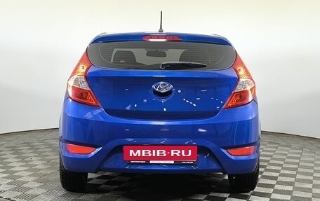 Hyundai Solaris II рестайлинг, 2011 год, 830 000 рублей, 5 фотография
