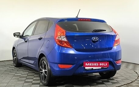 Hyundai Solaris II рестайлинг, 2011 год, 830 000 рублей, 6 фотография
