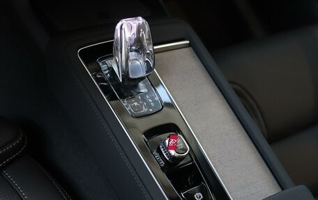 Volvo XC90 II рестайлинг, 2026 год, 10 500 000 рублей, 12 фотография