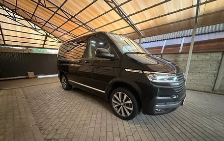 Volkswagen Caravelle T6 рестайлинг, 2020 год, 6 100 000 рублей, 8 фотография