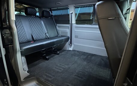 Volkswagen Caravelle T6 рестайлинг, 2020 год, 6 100 000 рублей, 17 фотография