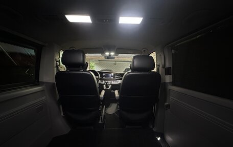 Volkswagen Caravelle T6 рестайлинг, 2020 год, 6 100 000 рублей, 15 фотография