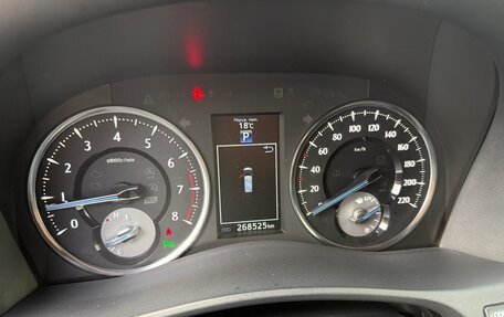 Toyota Alphard III, 2017 год, 3 350 000 рублей, 5 фотография