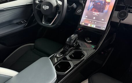 Geely Atlas, 2024 год, 2 545 000 рублей, 16 фотография