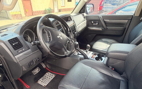 Mitsubishi Pajero IV, 2015 год, 2 500 000 рублей, 5 фотография