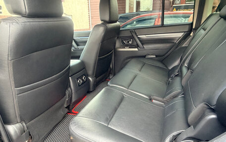 Mitsubishi Pajero IV, 2015 год, 2 500 000 рублей, 6 фотография