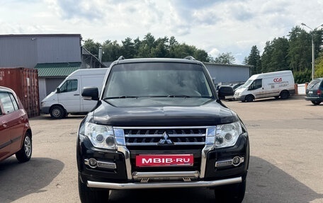 Mitsubishi Pajero IV, 2015 год, 2 500 000 рублей, 2 фотография