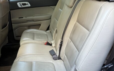 Ford Explorer VI, 2011 год, 1 220 000 рублей, 5 фотография