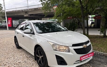 Chevrolet Cruze II, 2013 год, 890 000 рублей, 4 фотография