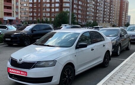 Skoda Rapid I, 2015 год, 650 000 рублей, 2 фотография