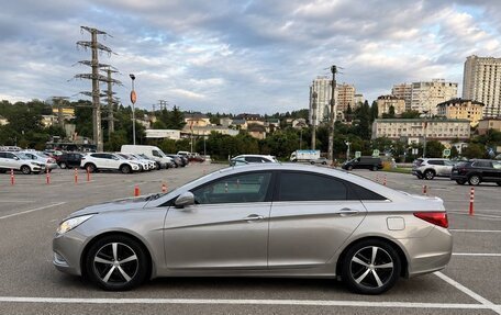 Hyundai Sonata VI, 2010 год, 750 000 рублей, 2 фотография