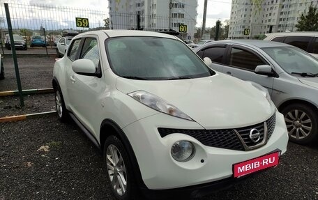 Nissan Juke II, 2013 год, 800 000 рублей, 3 фотография