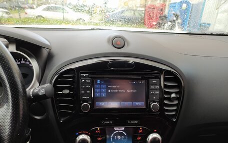 Nissan Juke II, 2013 год, 800 000 рублей, 13 фотография