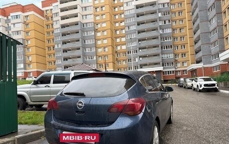 Opel Astra J, 2011 год, 610 000 рублей, 3 фотография