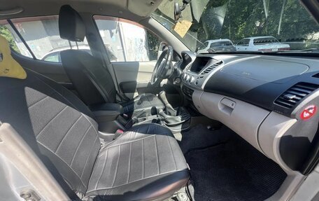Mitsubishi L200 IV рестайлинг, 2011 год, 1 050 000 рублей, 11 фотография