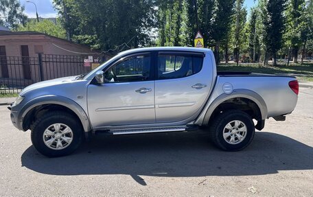 Mitsubishi L200 IV рестайлинг, 2011 год, 1 050 000 рублей, 9 фотография