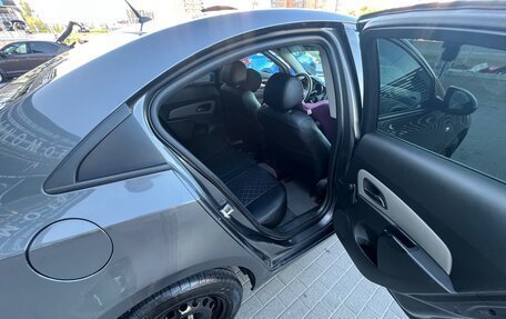 Chevrolet Cruze II, 2011 год, 725 000 рублей, 12 фотография