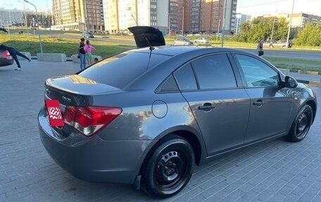 Chevrolet Cruze II, 2011 год, 725 000 рублей, 4 фотография