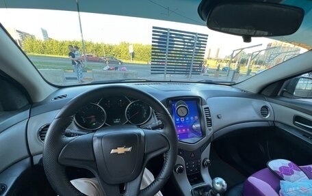 Chevrolet Cruze II, 2011 год, 725 000 рублей, 11 фотография