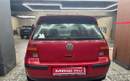 Volkswagen Golf IV, 2002 год, 300 000 рублей, 4 фотография