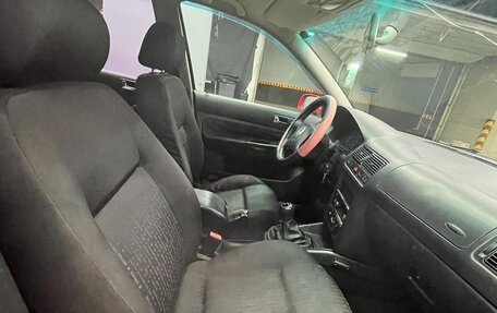 Volkswagen Golf IV, 2002 год, 300 000 рублей, 8 фотография