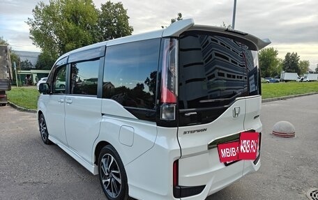 Honda Stepwgn IV, 2021 год, 2 850 000 рублей, 5 фотография