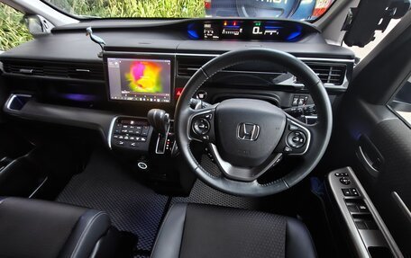 Honda Stepwgn IV, 2021 год, 2 850 000 рублей, 10 фотография