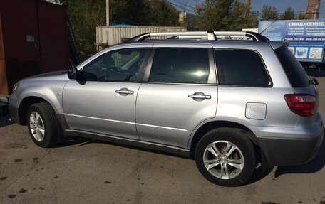 Mitsubishi Outlander III рестайлинг 3, 2007 год, 440 000 рублей, 3 фотография