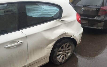 BMW 1 серия, 2008 год, 200 000 рублей, 4 фотография
