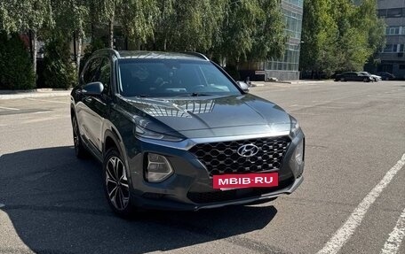 Hyundai Santa Fe IV, 2018 год, 2 550 000 рублей, 2 фотография