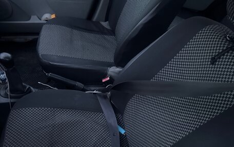Renault Logan I, 2006 год, 200 000 рублей, 6 фотография