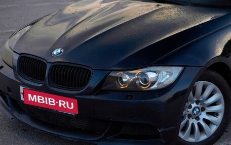 BMW 3 серия, 2005 год, 950 000 рублей, 2 фотография