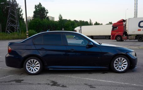 BMW 3 серия, 2005 год, 950 000 рублей, 16 фотография