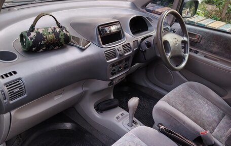 Toyota Corolla Spacio II, 1997 год, 410 000 рублей, 10 фотография